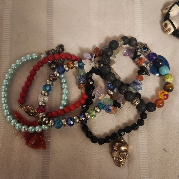 Mixed Bracelets - Picture 2 of 12